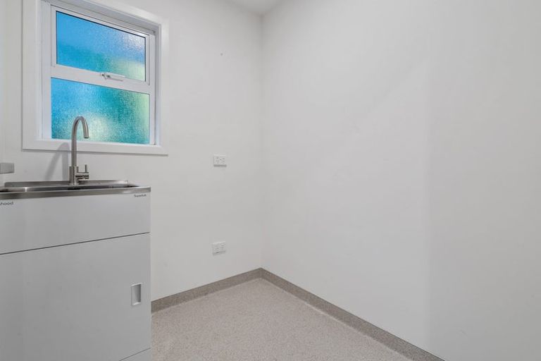 Photo of property in 47 Grande Vue Road, Hillpark, Auckland, 2102