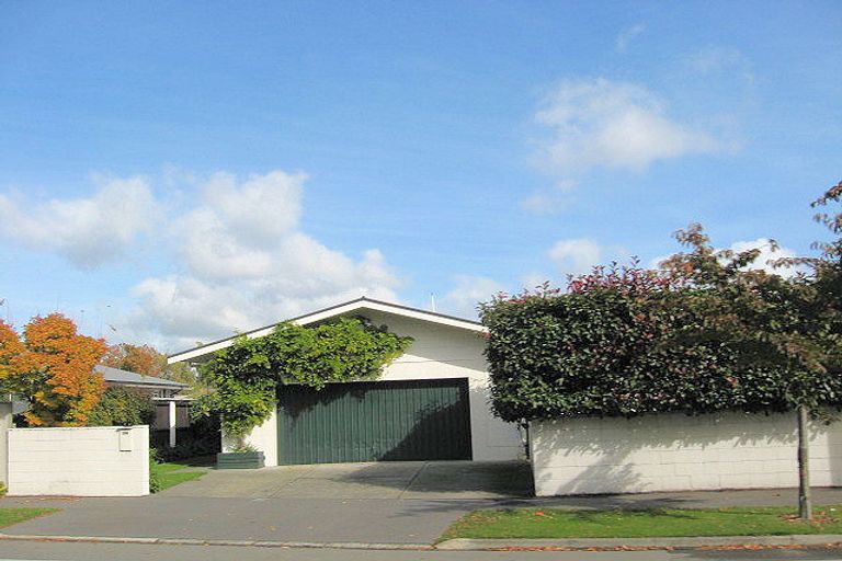Photo of property in 1/293 Waimairi Road, Ilam, Christchurch, 8041