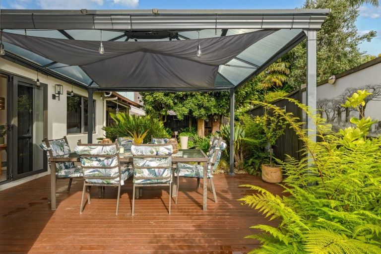 Photo of property in 2 Sabana Place, Bethlehem, Tauranga, 3110