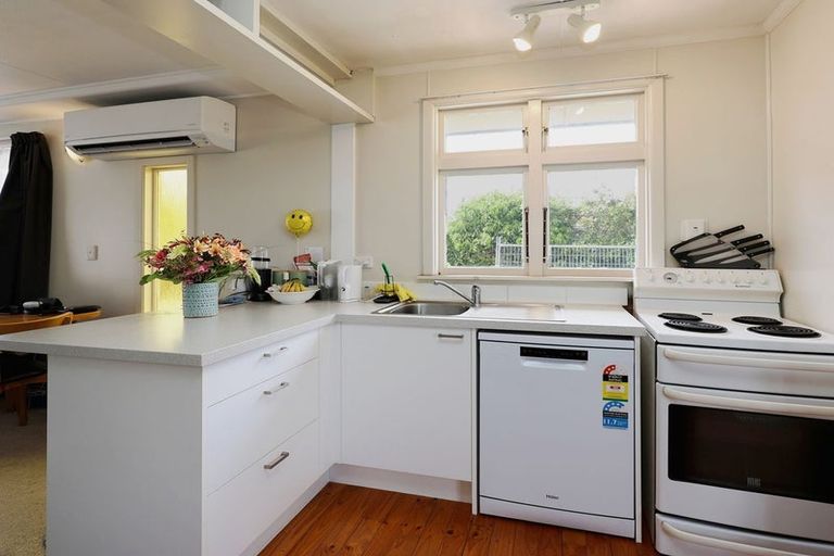 Photo of property in 51 Stuart Street, Holmes Hill, Oamaru, 9401