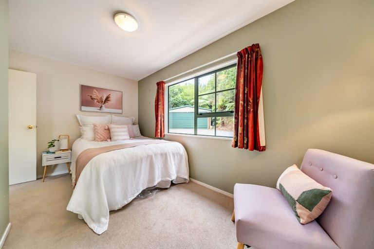 Photo of property in 39 Avro Road, Blue Mountains, Upper Hutt, 5371