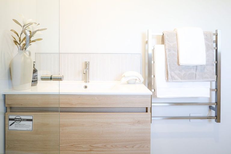 Photo of property in 40 James Line, Kelvin Grove, Palmerston North, 4414