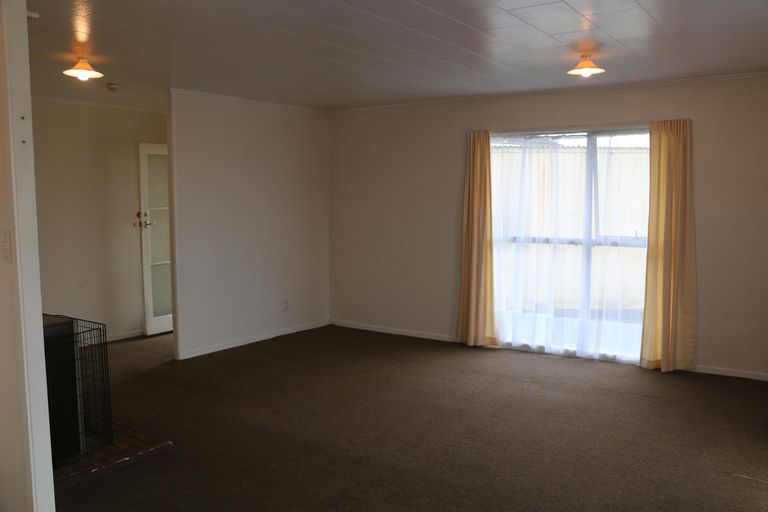 Photo of property in 12 Emere Place, Meremere, Mercer, 2474