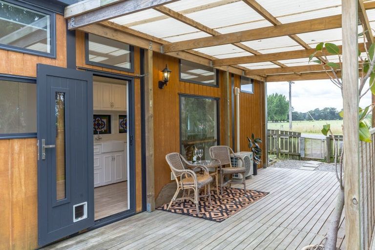 Photo of property in 204 Pahautea Road, Kahutara, Featherston, 5771