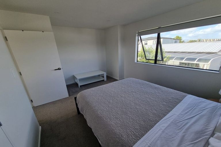 Photo of property in 3/26 Toru Street, Te Atatu Peninsula, Auckland, 0610