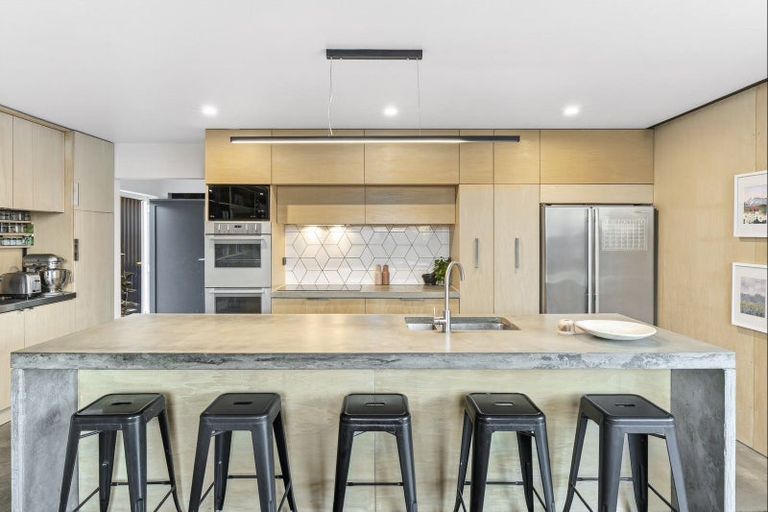 Photo of property in 19 Grandview Road, Lake Hawea, 9382