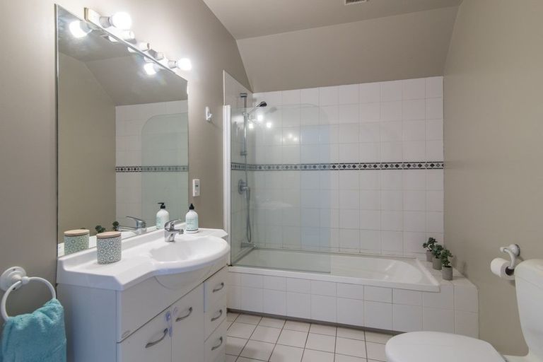 Photo of property in 3 Bankot Crescent, Ngaio, Wellington, 6035