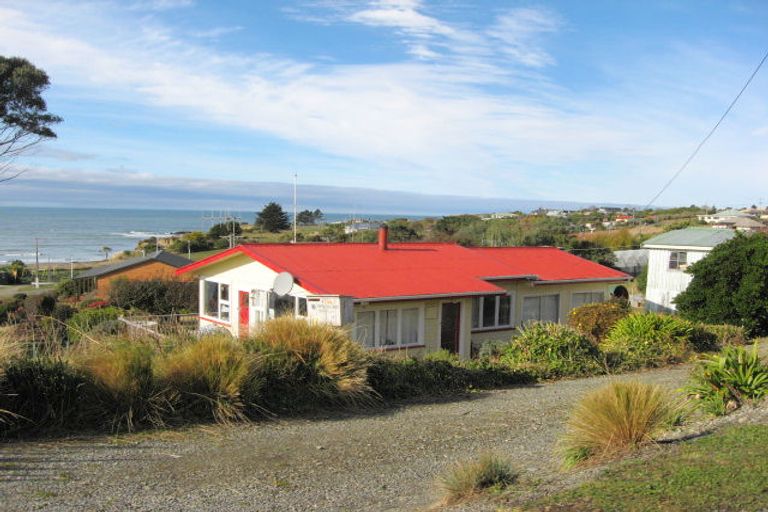 Photo of property in 1 Spiers Street, Kakanui, Oamaru, 9495