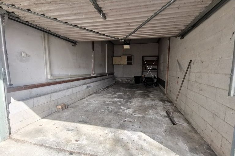 Photo of property in 2/462 Great South Road, Opaheke, Papakura, 2113