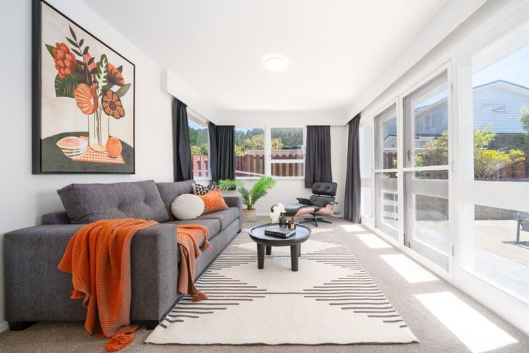 Photo of property in 82 Larsen Crescent, Tawa, Wellington, 5028