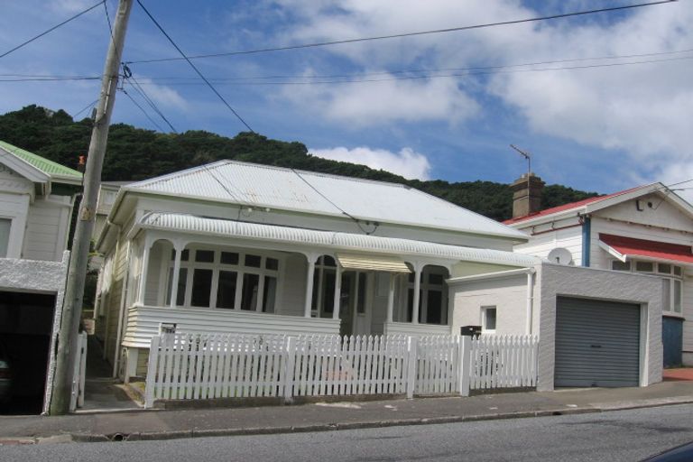 Photo of property in 33 Porritt Avenue, Mount Victoria, Wellington, 6011