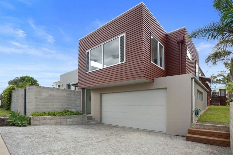 Photo of property in 12 Dunlop Drive, Pauanui, Hikuai, 3579