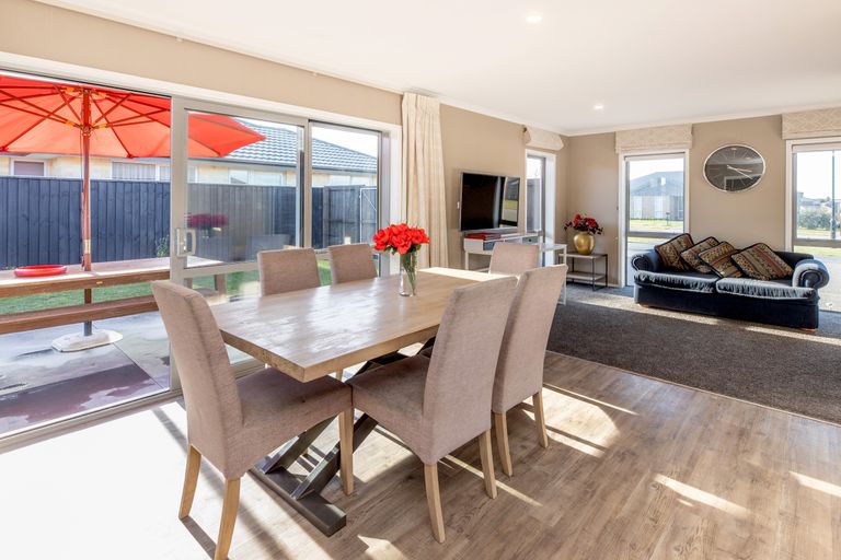 Photo of property in 15 Lignite Drive, Rolleston, 7614