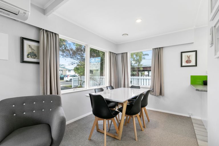 Photo of property in 3 Ruru Crescent, Heretaunga, Upper Hutt, 5018