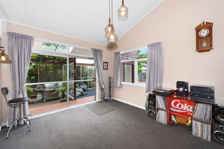 Photo of property in 34 Munro Street, Redwood, Christchurch, 8051