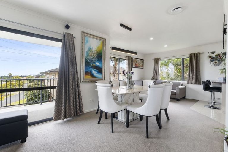 Photo of property in 200 Hill Road, The Gardens, Auckland, 2105