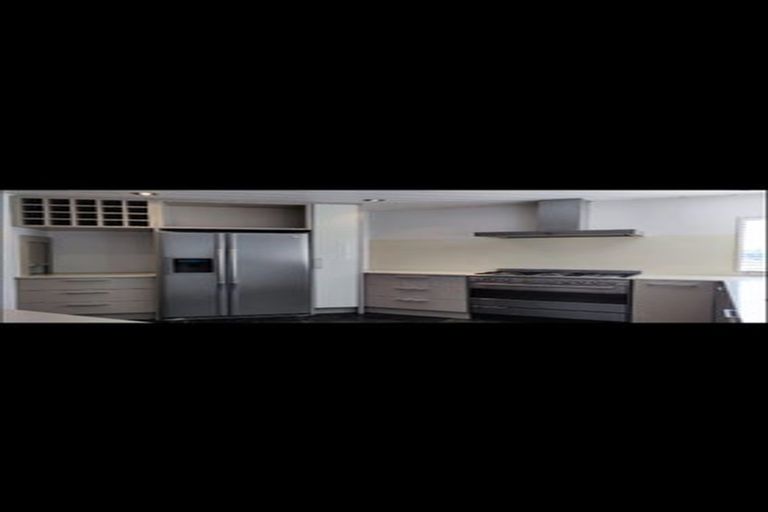 Photo of property in 62 Newhaven Terrace, Mairangi Bay, Auckland, 0630
