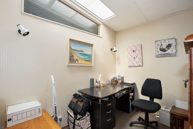 Photo of property in 4 Pine Crescent, Hargest, Invercargill, 9810