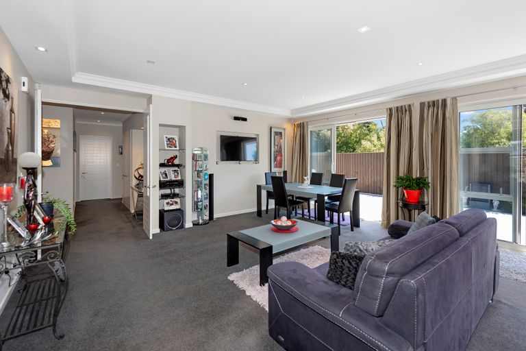 Photo of property in 33 Euphrasie Drive, Aidanfield, Christchurch, 8025