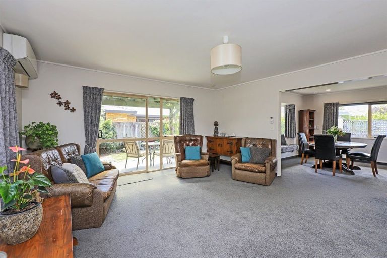 Photo of property in 121 Auckland Road, Greenmeadows, Napier, 4112