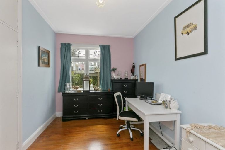 Photo of property in 134 Totara Road, Miramar, Wellington, 6022