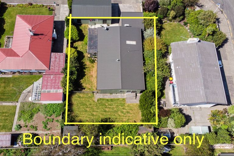 Photo of property in 4 Pine Crescent, Hargest, Invercargill, 9810