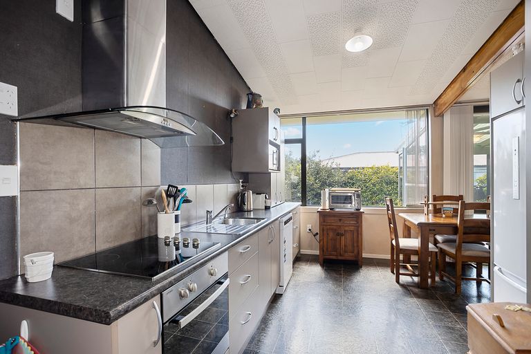 Photo of property in 4 Pine Crescent, Hargest, Invercargill, 9810