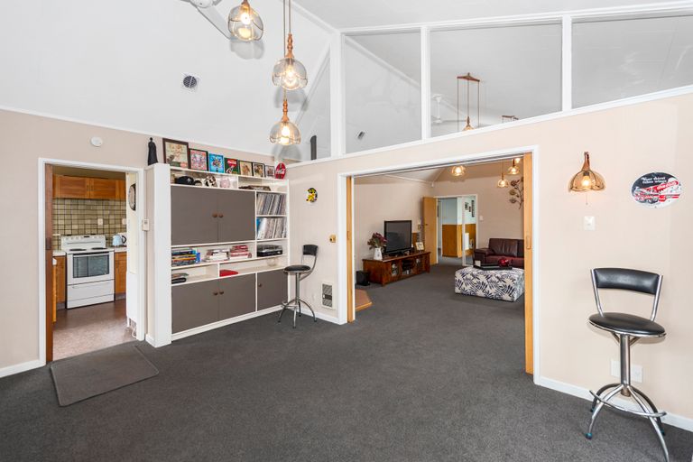 Photo of property in 34 Munro Street, Redwood, Christchurch, 8051