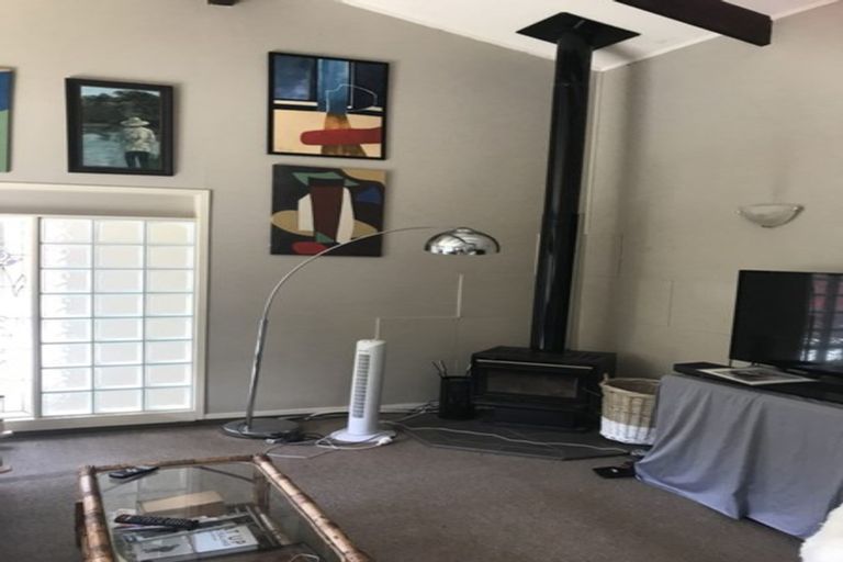 Photo of property in 43b Swann Beach Road, Stanmore Bay, Whangaparaoa, 0932