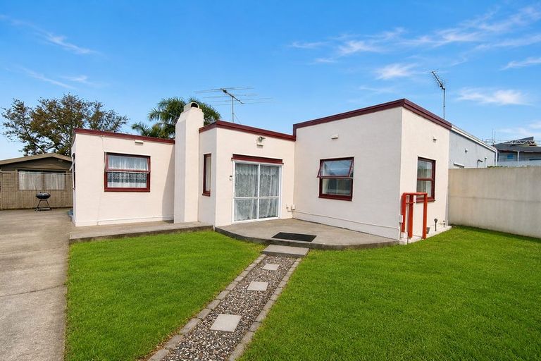 Photo of property in 4/170 Great South Road, Drury, 2113