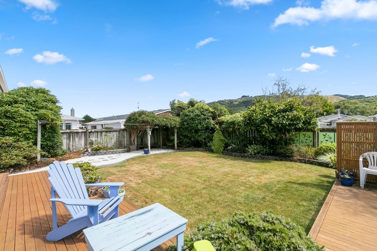 Photo of property in 3 Ruru Crescent, Heretaunga, Upper Hutt, 5018