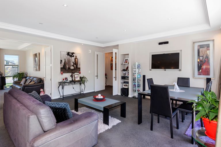 Photo of property in 33 Euphrasie Drive, Aidanfield, Christchurch, 8025