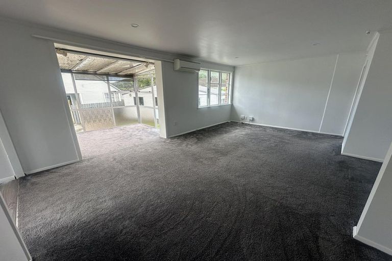 Photo of property in 191 Waddington Drive, Naenae, Lower Hutt, 5011