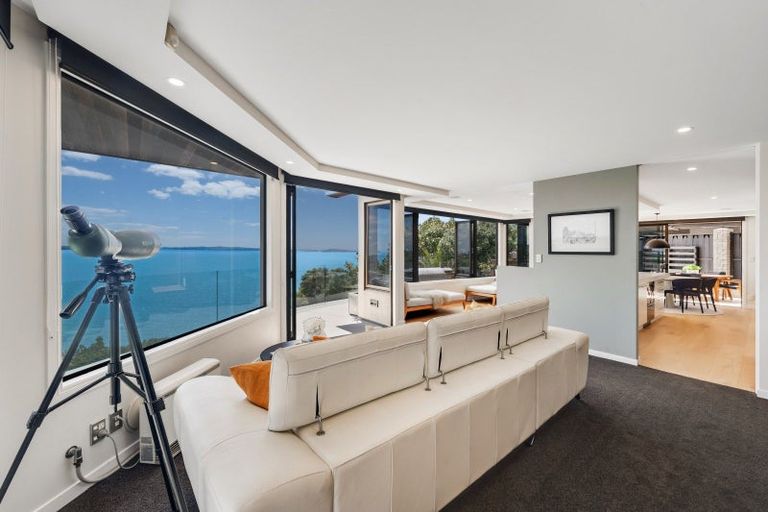 Photo of property in 1/285 Bleakhouse Road, Mellons Bay, Auckland, 2014