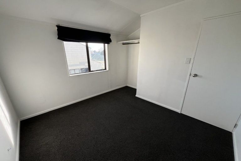 Photo of property in 16 Keeling Street, West End, Palmerston North, 4412