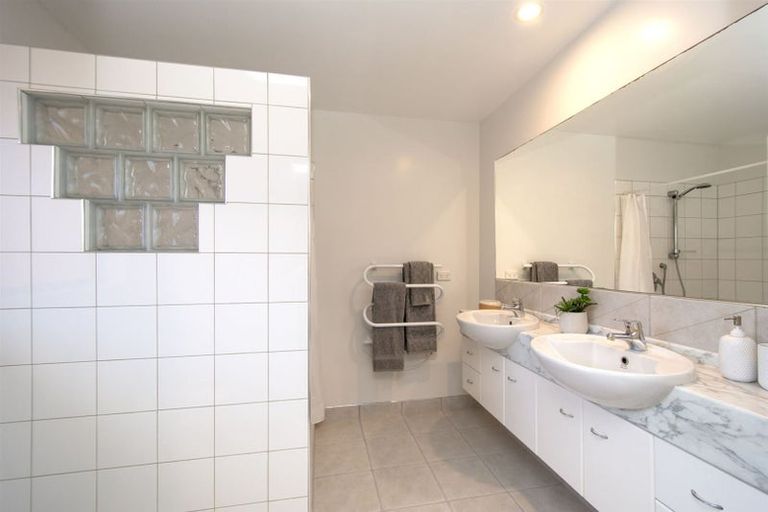 Photo of property in 71 Broadhaven Avenue, Parklands, Christchurch, 8083