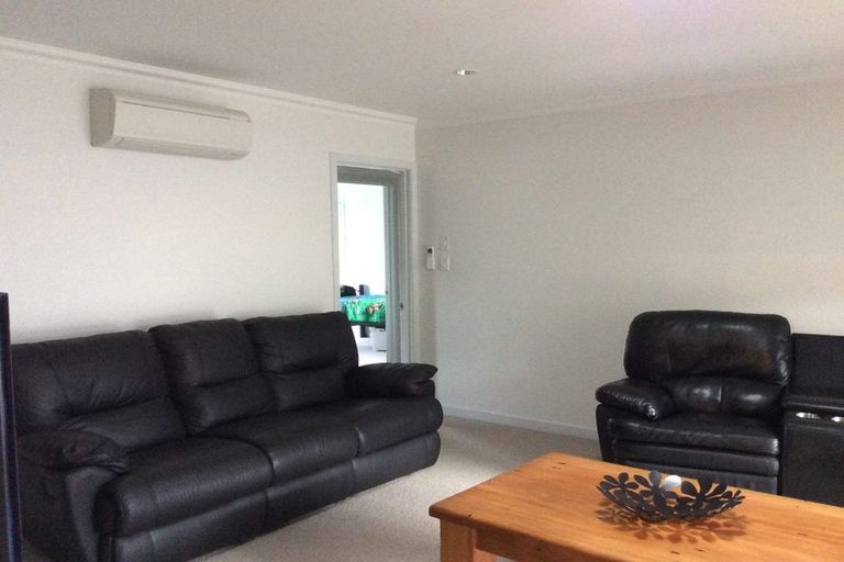 Photo of property in 1 Kereru Place, Pyes Pa, Tauranga, 3112