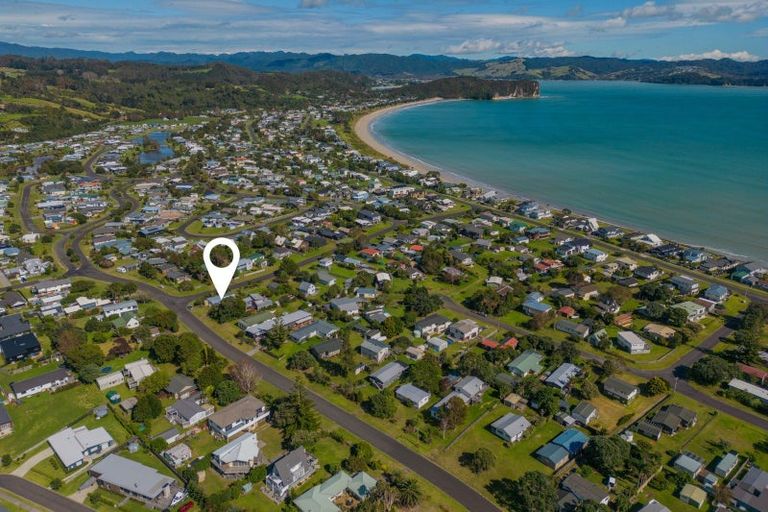 Photo of property in 30 Oyster Drive, Cooks Beach, Whitianga, 3591