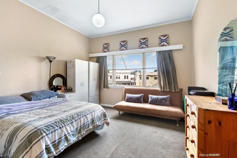 Photo of property in 7 Millward Street, Newtown, Wellington, 6021