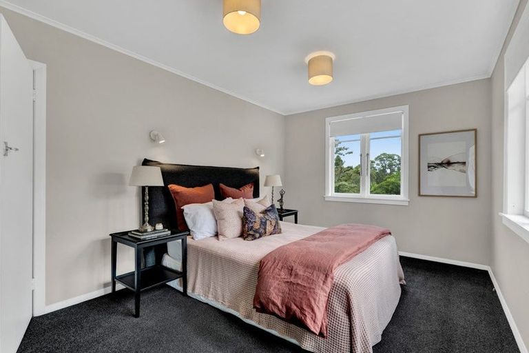 Photo of property in 10 Tasman Street, Vogeltown, New Plymouth, 4310