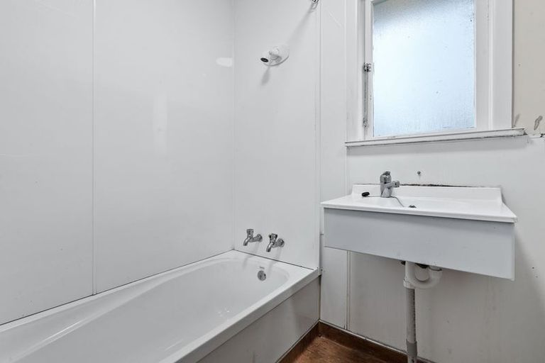 Photo of property in 24 Sheehan Avenue, Papakura, 2110