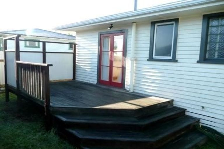 Photo of property in 71 Napier Road, Havelock North, 4130