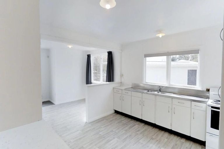 Photo of property in 7 Bradford Place, Awapuni, Palmerston North, 4412