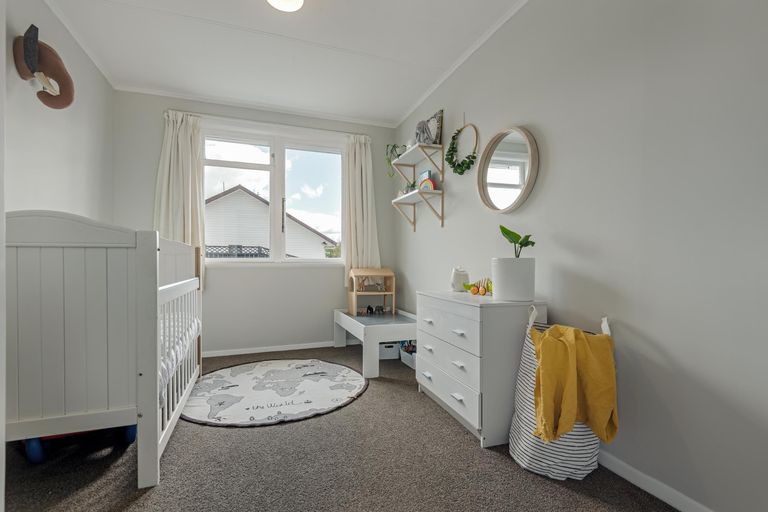 Photo of property in 27 Ferguson Street, Awapuni, Palmerston North, 4412