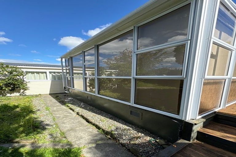 Photo of property in 3 Newcastle Street, Hokowhitu, Palmerston North, 4410