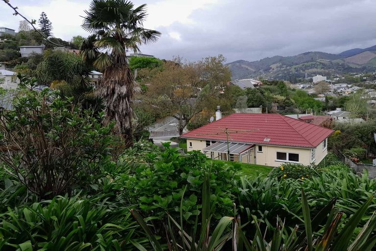 Photo of property in 82 Russell Street, Stepneyville, Nelson, 7010