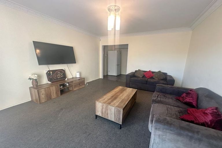 Photo of property in 3/98 Peverel Street, Riccarton, Christchurch, 8041