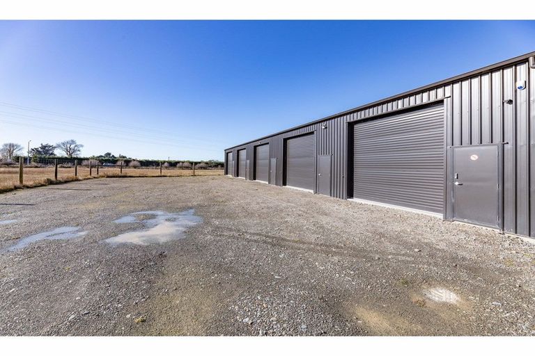 Photo of property in 1 Fernside Road, Flaxton, Rangiora, 7691