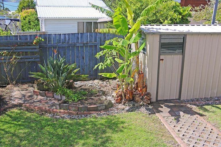 Photo of property in 2 Dalton Road, Snells Beach, 0920