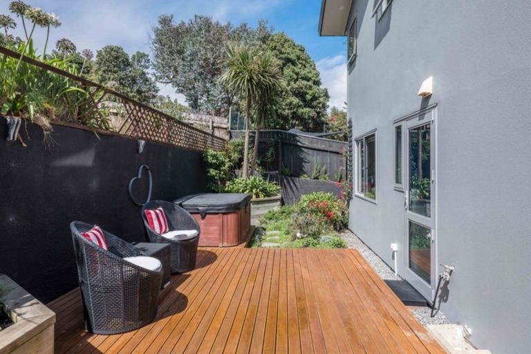 Photo of property in 93b The Esplanade, Raumati South, Paraparaumu, 5032